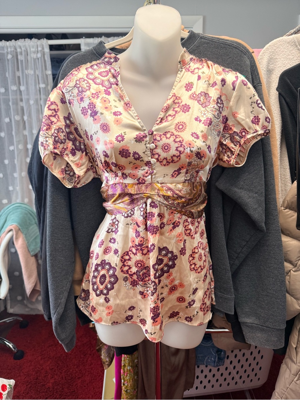 Women’s y2K Floral Satin V-Neck Blouse in Cream and Purple